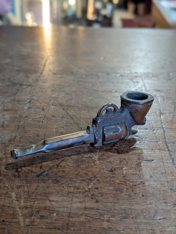 Edwardian Pipe In The Shape Of A Revolver - Image 5