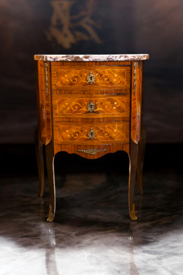 Marble Topped French Kingswood Inlaid Chest Of Drawers With Ormolu Gilt Metal Mounts - Image 2