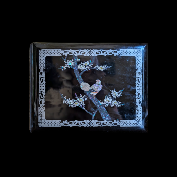 1930's Black Japanese Lacquered Mother Of Pearl Inlaid Photo Album - Image 2