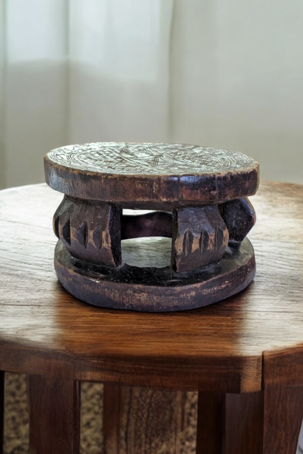 19th Century Hand Carved West African Small Stand - Image 3