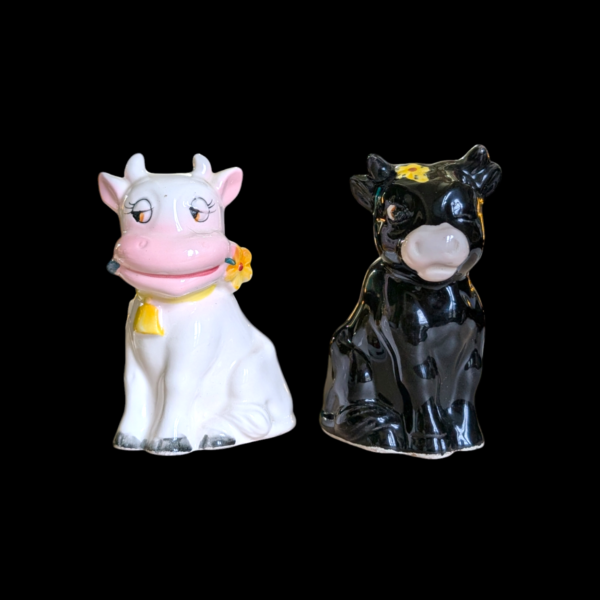 Cute Cow Salt & Pepper Shakers