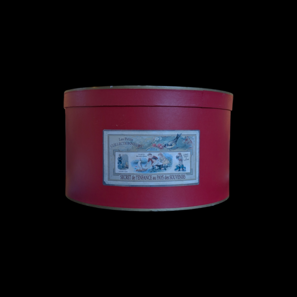 Vintage Red French Hat Box - Image 2