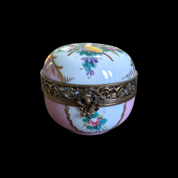 Limoges Hand Decorated Gilt Metal Mounted Trinket Box