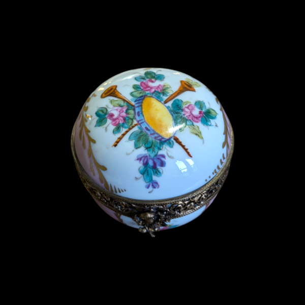 Limoges Hand Decorated Gilt Metal Mounted Trinket Box - Image 3