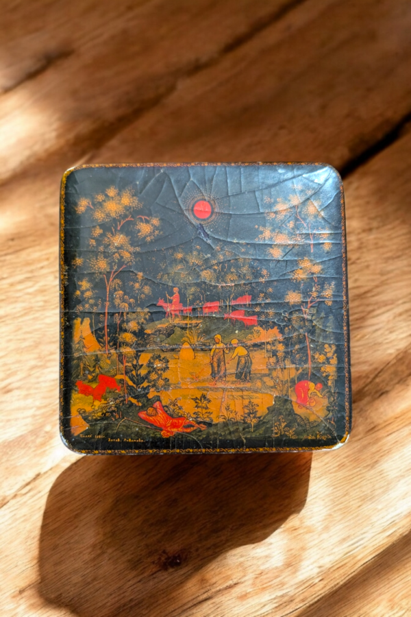 Oriental Lacquered Square Farming Scene Box - Image 3