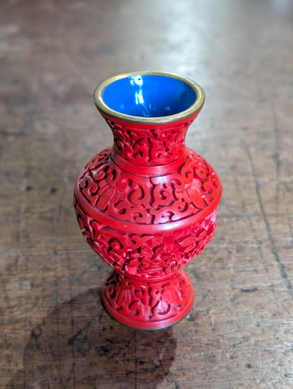 Red Chinese Cinnabar Lacquer Vase With Blue Enamelled Interior - Image 3