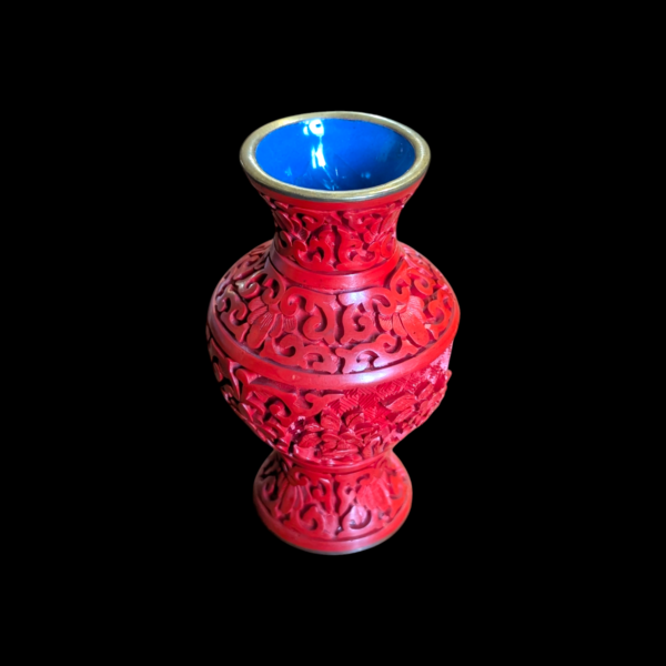 Red Chinese Cinnabar Lacquer Vase With Blue Enamelled Interior - Image 2