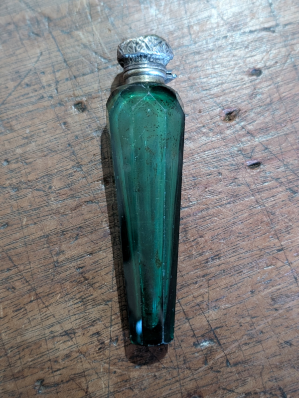 Victorian Green Glass Scent Bottle - Image 2