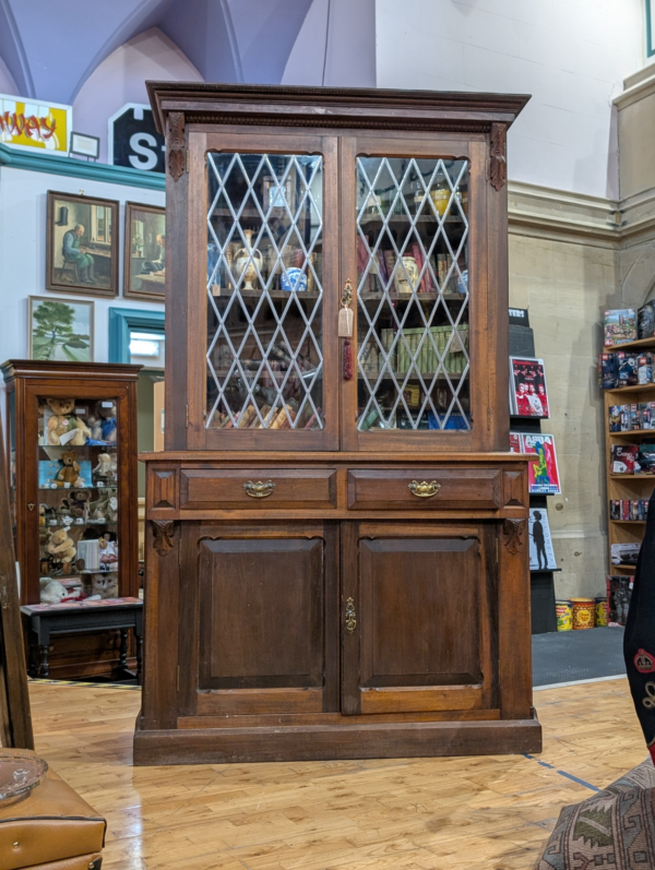 A Grand Victorian Two Piece leaded Glass Fronted Bookcase - Image 5