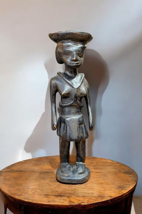 Early 20th Century Carved Wood African Figure - Image 3