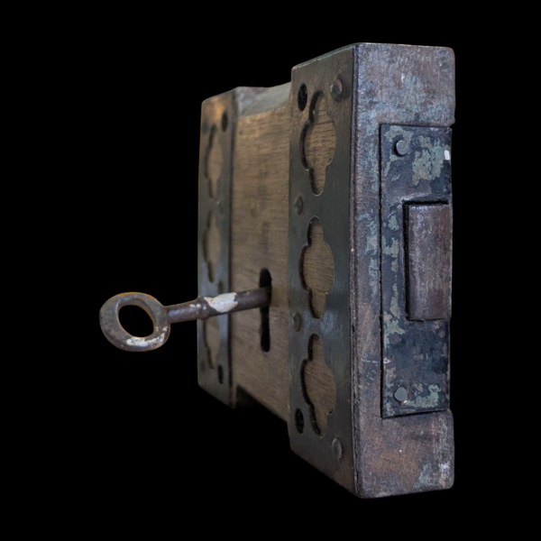 C1800 Oak & Iron Mounted Lock With Key - Image 2