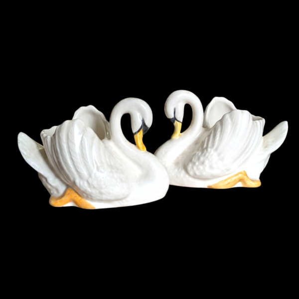 Pair Of Vintage Sylvac Swans