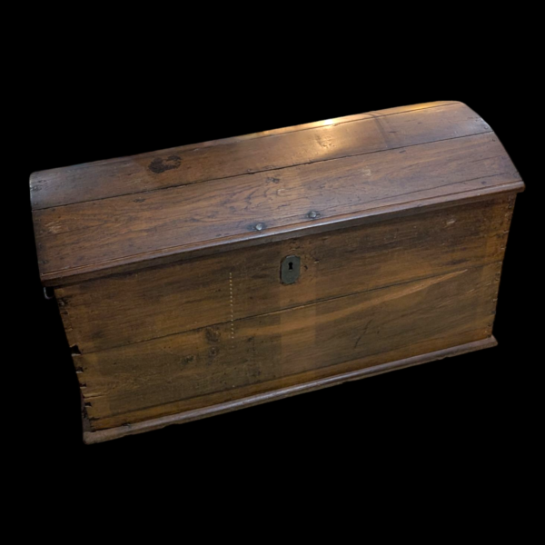 Early - Mid 19th Century Domed Oak Trunk