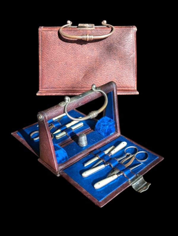 Victorian Bone Handled Sterling Silver Travelling Sewing Kit In Handbag Shaped Carrier - Image 5