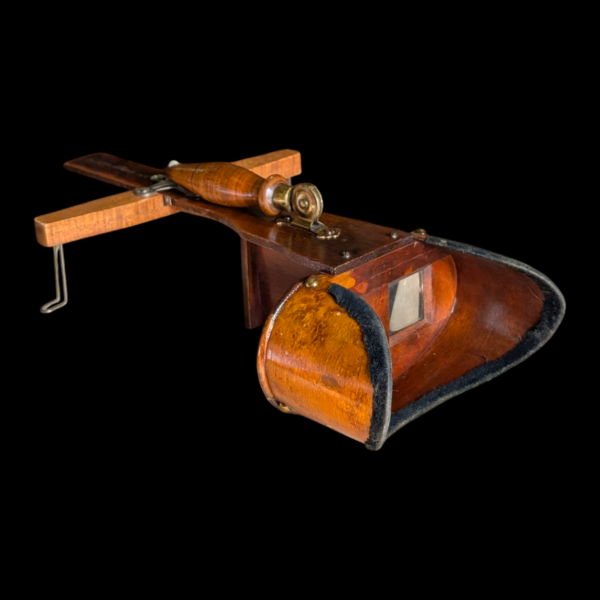 19th Century Stereoscopic Viewer With Slide - Image 3