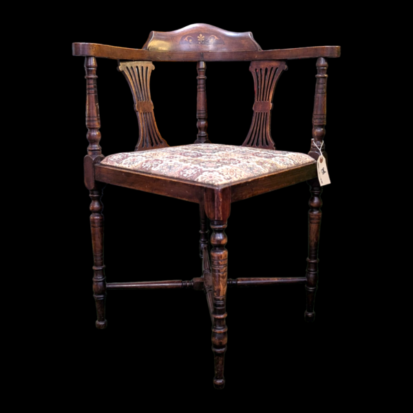 Edwardian Mahogany Corner Chair with Turned Legs and Tapestry Seat – Circa 1900
