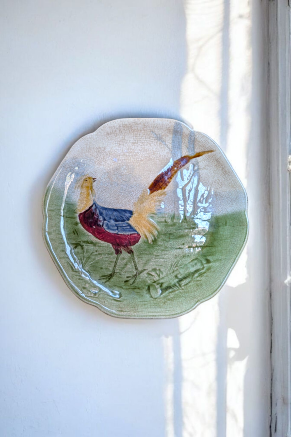 Antique Continental Majolica Pheasant Plate – Scalloped Edge with Crackle Glaze - Image 3