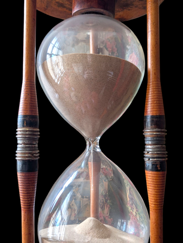 Large 2.5-Hour Oak & Glass Sand Timer – Monumental Vintage Hourglas - Image 5