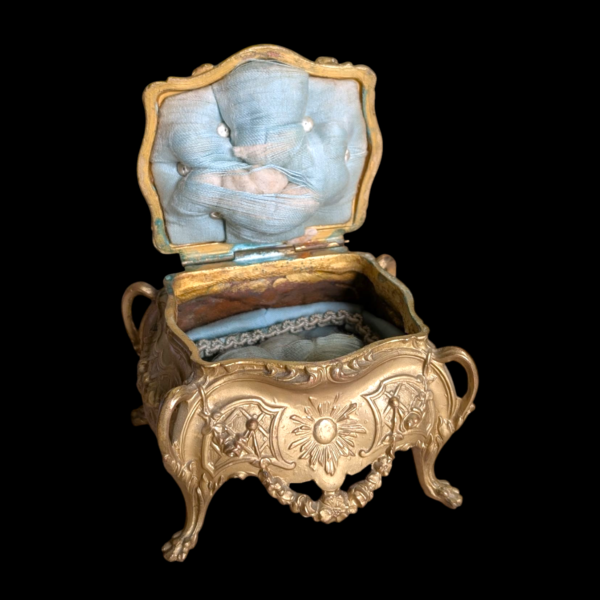 French Antique Gilt Metal Jewellery Box with Tufted Silk Interior - Image 2