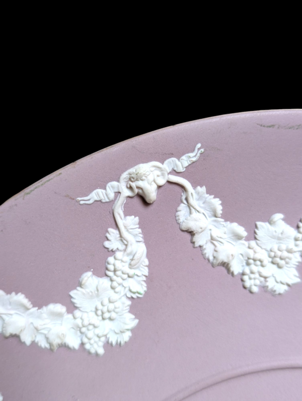 Vintage Lilac Jasperware Wedgwood Plate – Pegasus Relief & Garland Border - Image 2