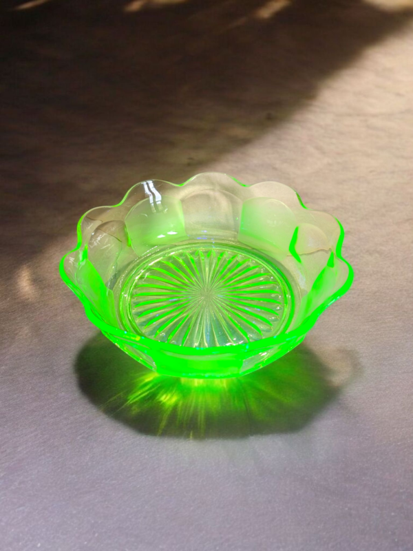 1930's Sowerby Essex Uranium Glass Bowl - Image 2