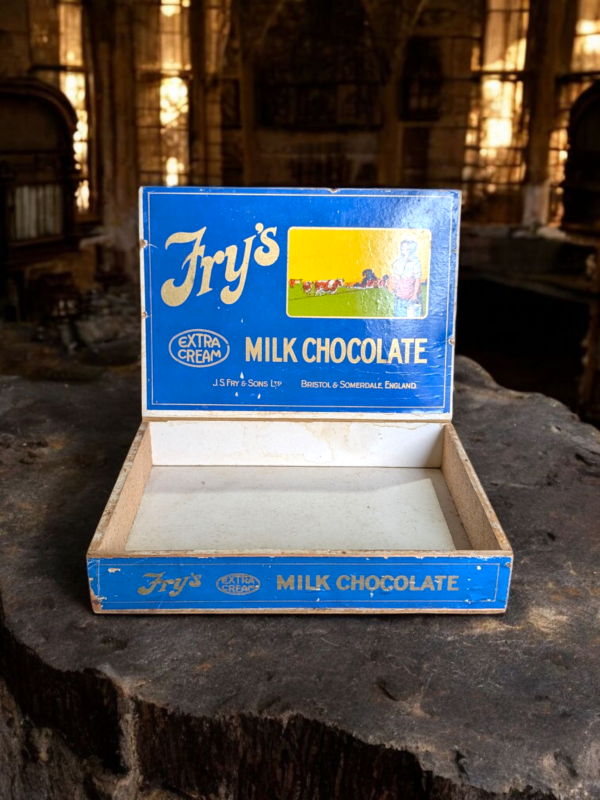 Vintage Fry’s Milk Chocolate Display Box – J.S. Fry & Sons Ltd, Bristol & Somerdale - Image 3