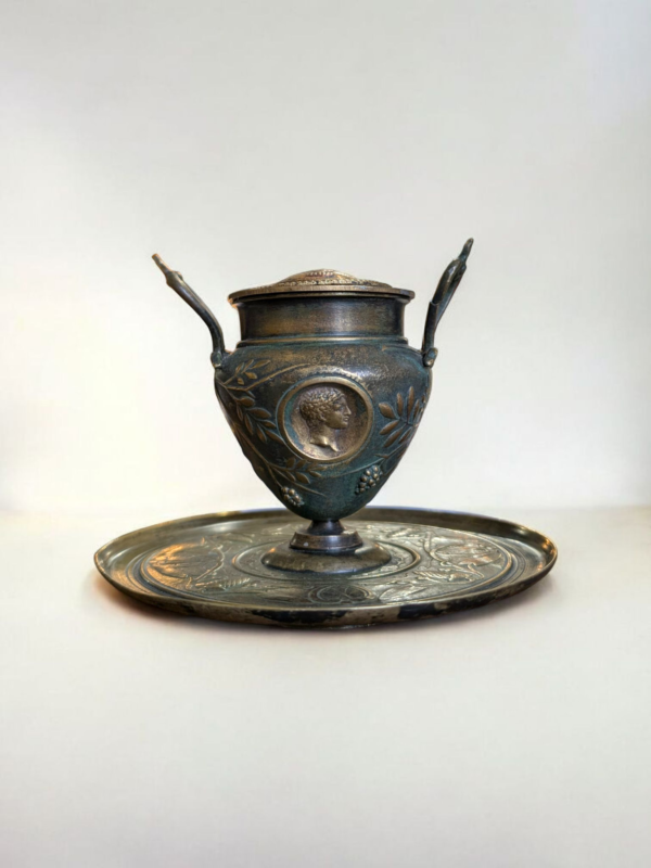 19th Century French Bronze Neoclassical Inkwell With Relief Medallions - Image 4