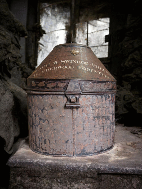 19th Century Hawkes & Co Military Hat Box – Capt. Swinhoe-Phelan, Sherwood Foresters - Image 5