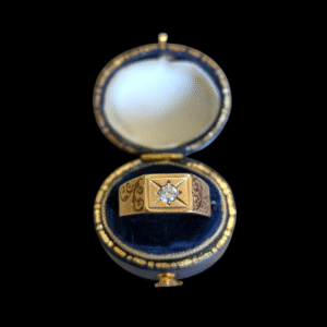 1982 9ct Gold Signet Ring with CZ Stone – Size S