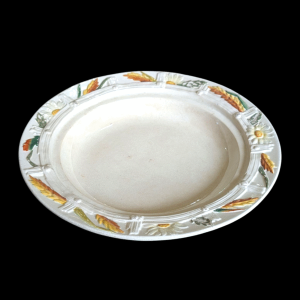 Vintage Majolica Style Cheese Dome with Floral and Wheat Relief Decoration - Image 2