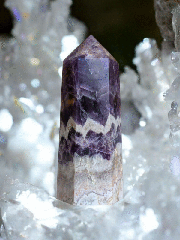 Amethyst Prims Obelisk - Image 2