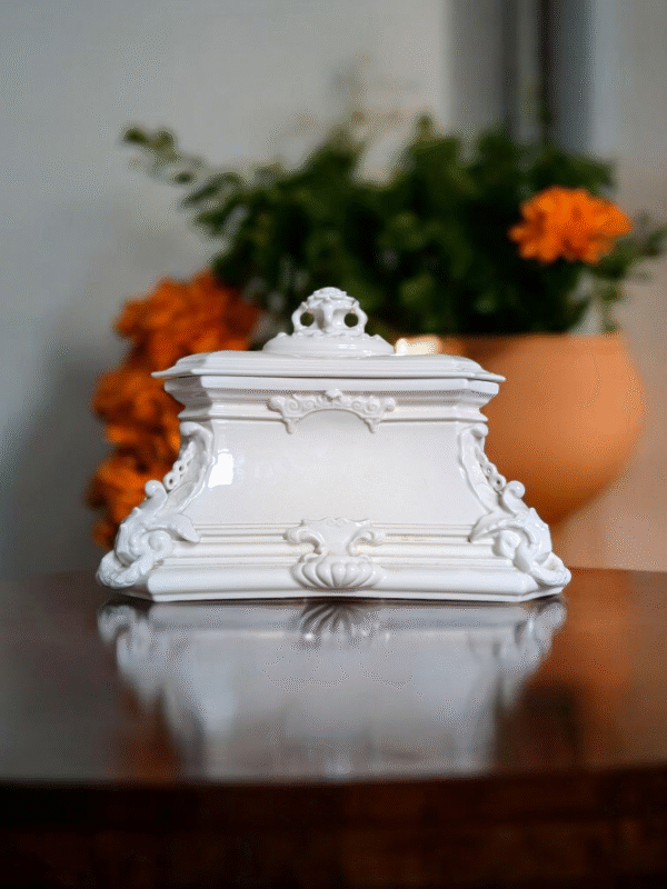 Large 19th Century Rococo Revival White Glazed Porcelain Casket Box - Image 2