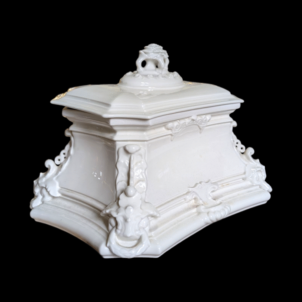 Large 19th Century Rococo Revival White Glazed Porcelain Casket Box - Image 3
