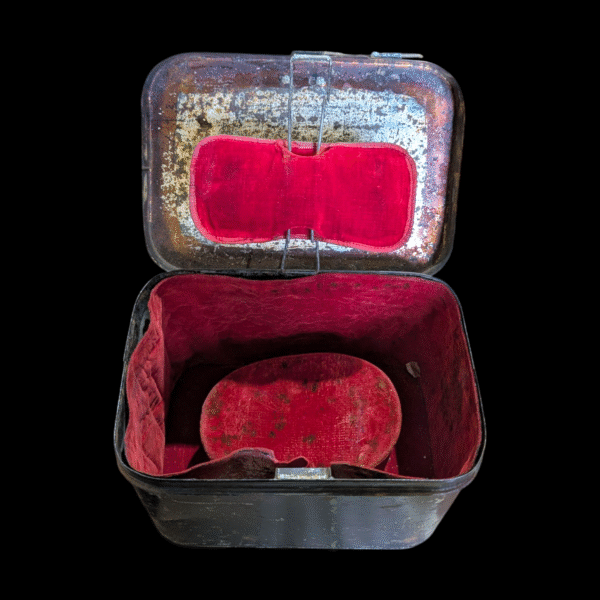 19th Century Royal Navy Officer’s Epaulettes in Original Fitted Tin by Matthews & Co Naval Outfitters - Image 5