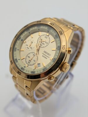 Seiko Gold Tone Chronograph Wristwatch – 100M Water Resistant with Date Display