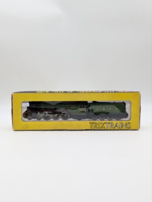 TrixTrains No.1186 LNER Green Steam Locomotive & Tender – Boxed Model Train