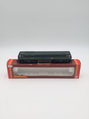 Hornby Railways OO Gauge BR Class 42 ‘Warship’ Diesel Locomotive D1670 “Mammoth” Boxed