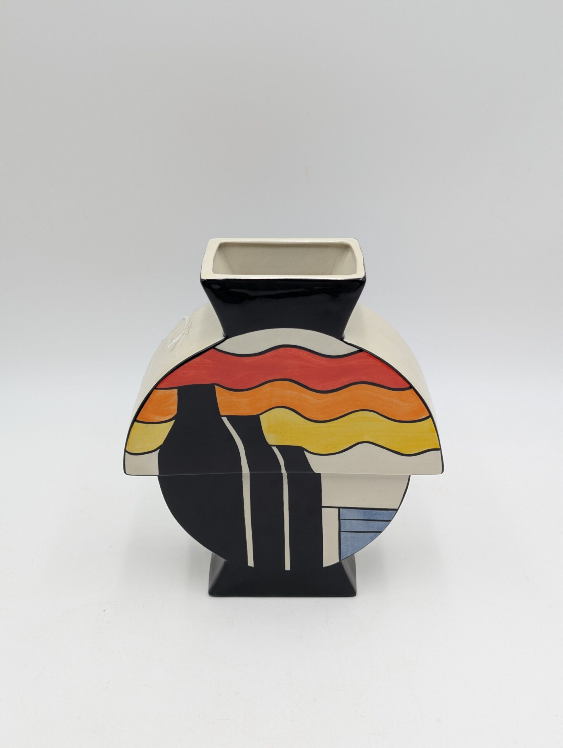 Lorna Bailey “Stroke-on-Trent” Art Deco Style Studio Pottery Vase - Image 4