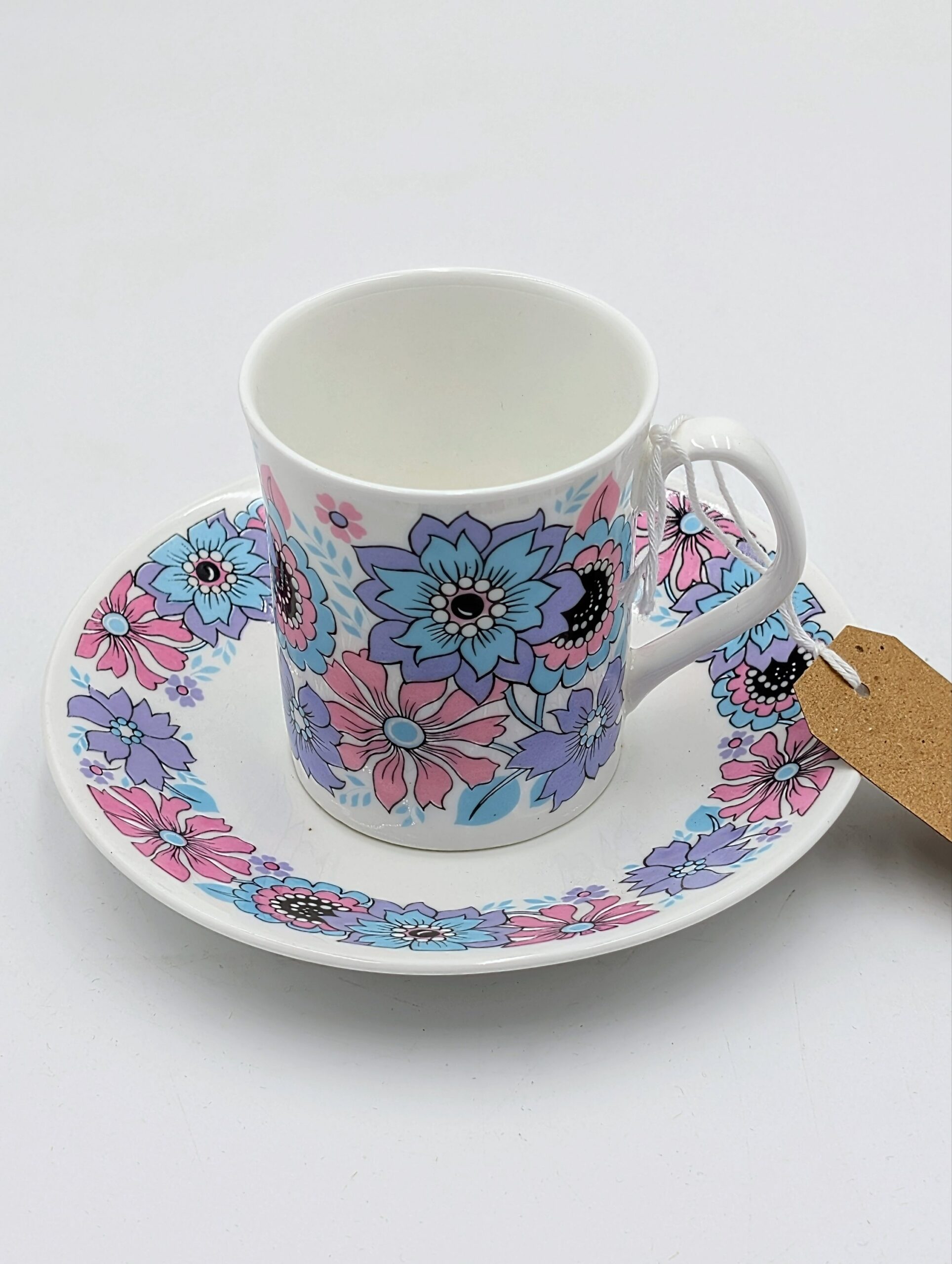 Vintage Elizabethan Bone China Tea Cup & Saucer – Chelsea Pattern – Retro Floral Tea Set (Colour Variations Available)