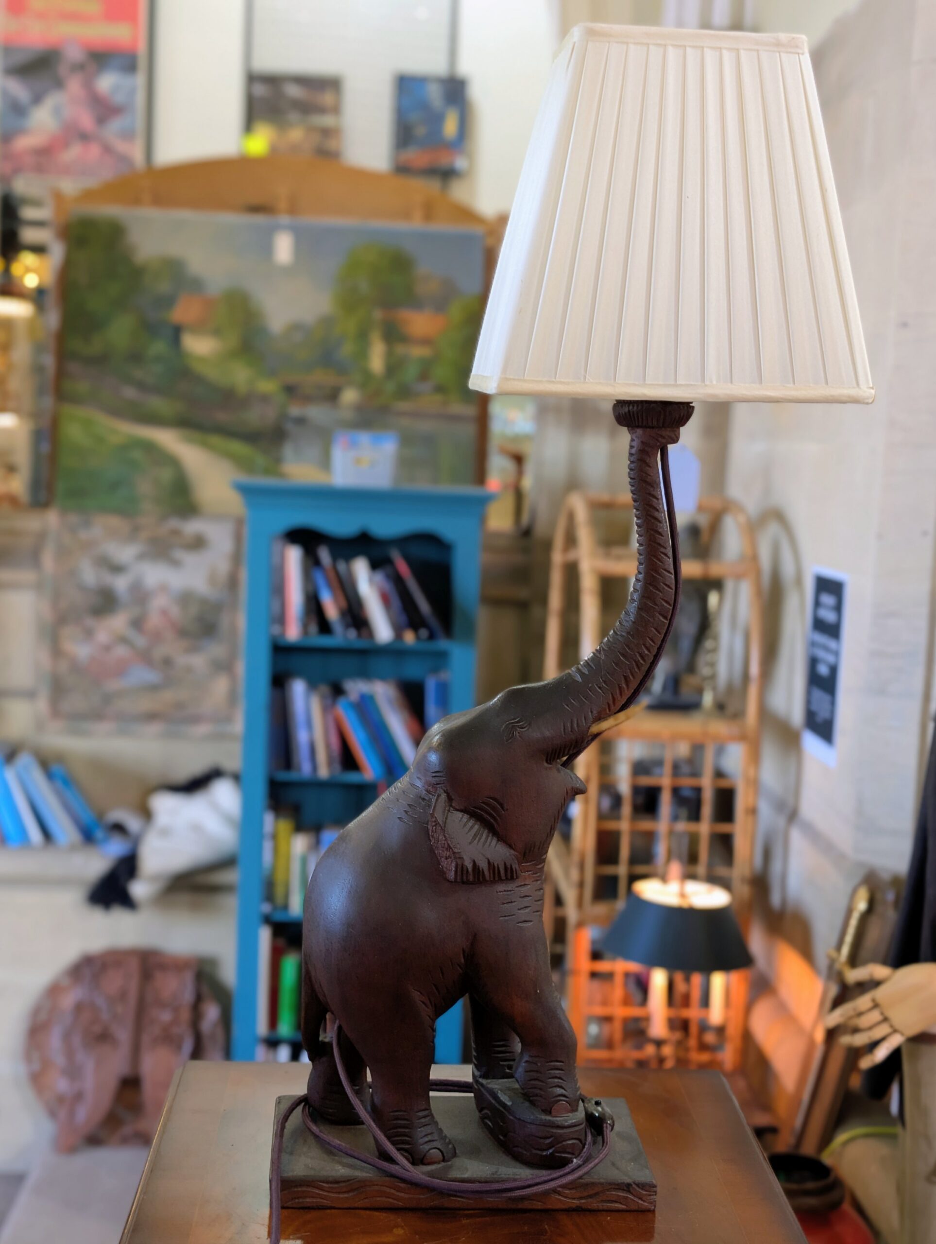 Large Hand Carved Elephant Table Lamp – African Safari Interior Décor - Image 3