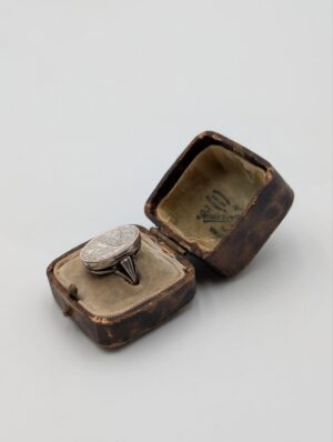 Sterling Silver Engraved Poison Ring – Oval Secret Compartment Locket Ring - Size K