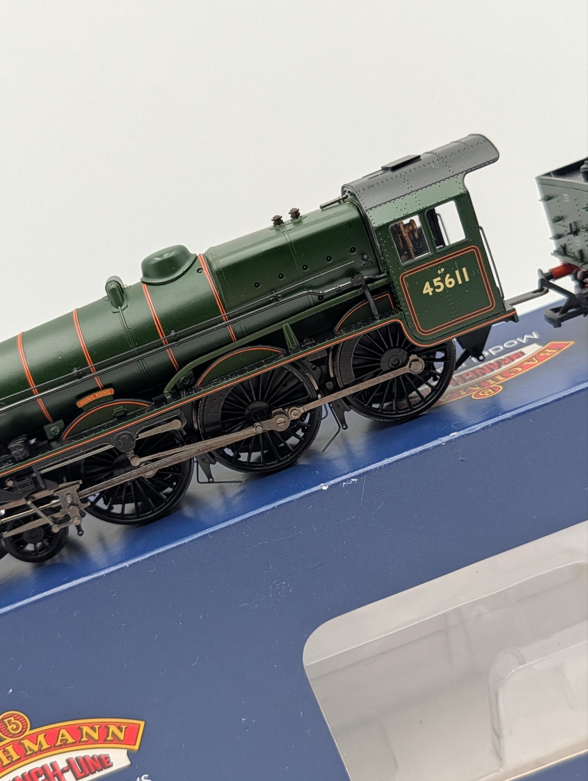 Bachmann Branch-Line Jubilee Class No. 45611 BR Green Steam Locomotive & Tender – OO Gauge Boxed - Image 2