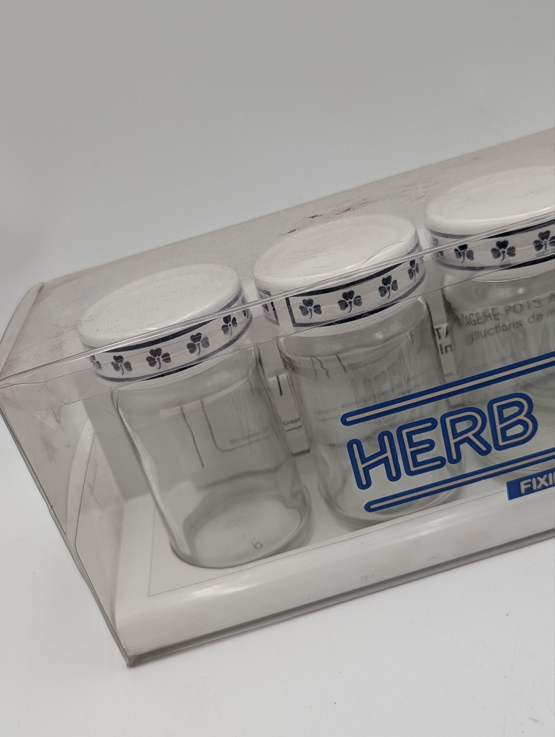 1982 St Michael Herb & Spice Rack – Six Glass Jars – Original Packaging - Image 3