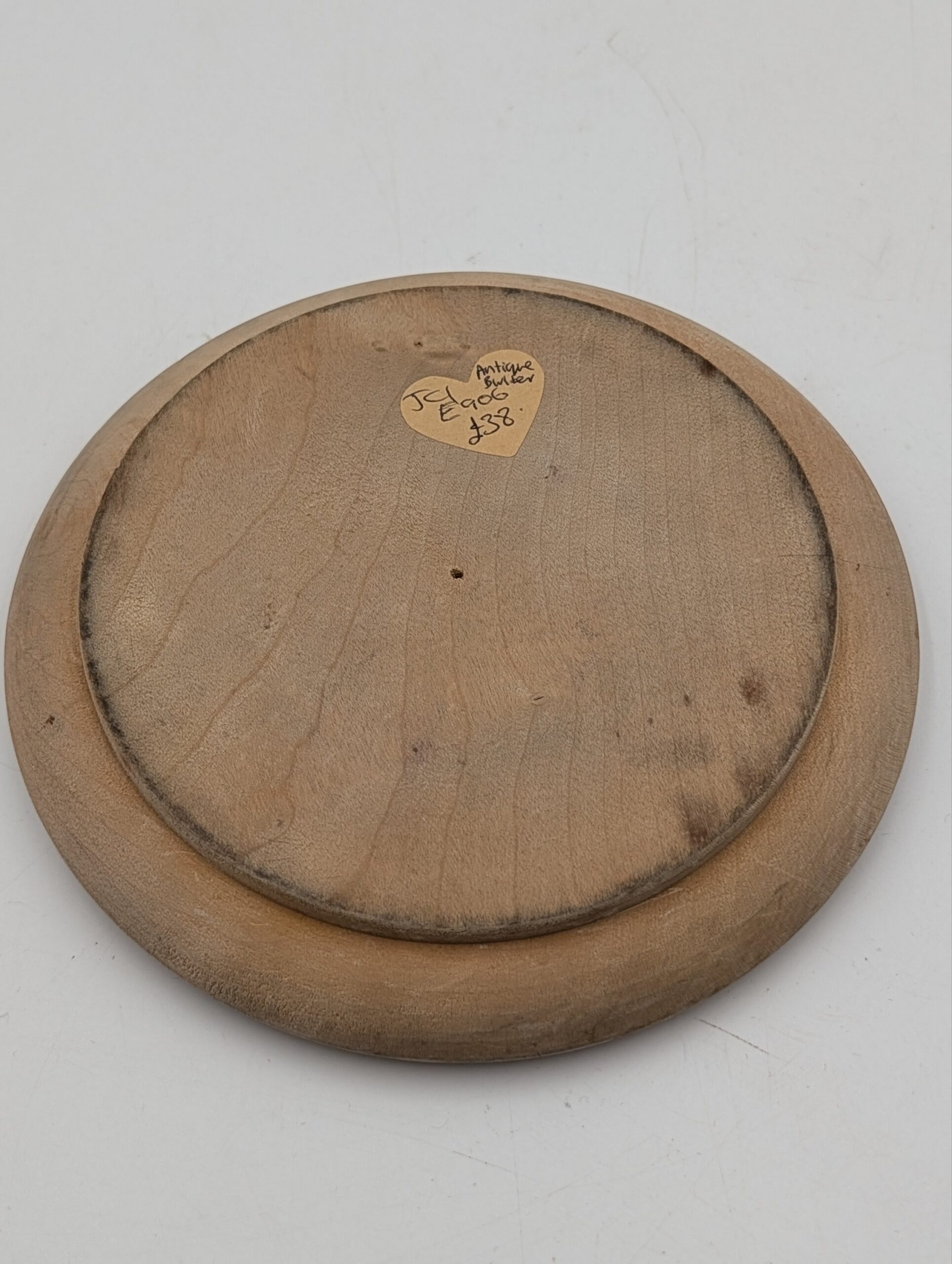 Antique Blue & White Willow Pattern Butter Dish in Carved Wooden Surround - Image 4