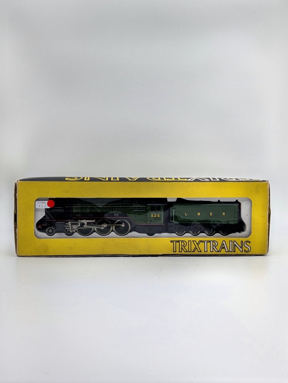 Vintage Trix Trains LNER 525 Green Steam Locomotive & Tender – Boxed Model Railway Engine