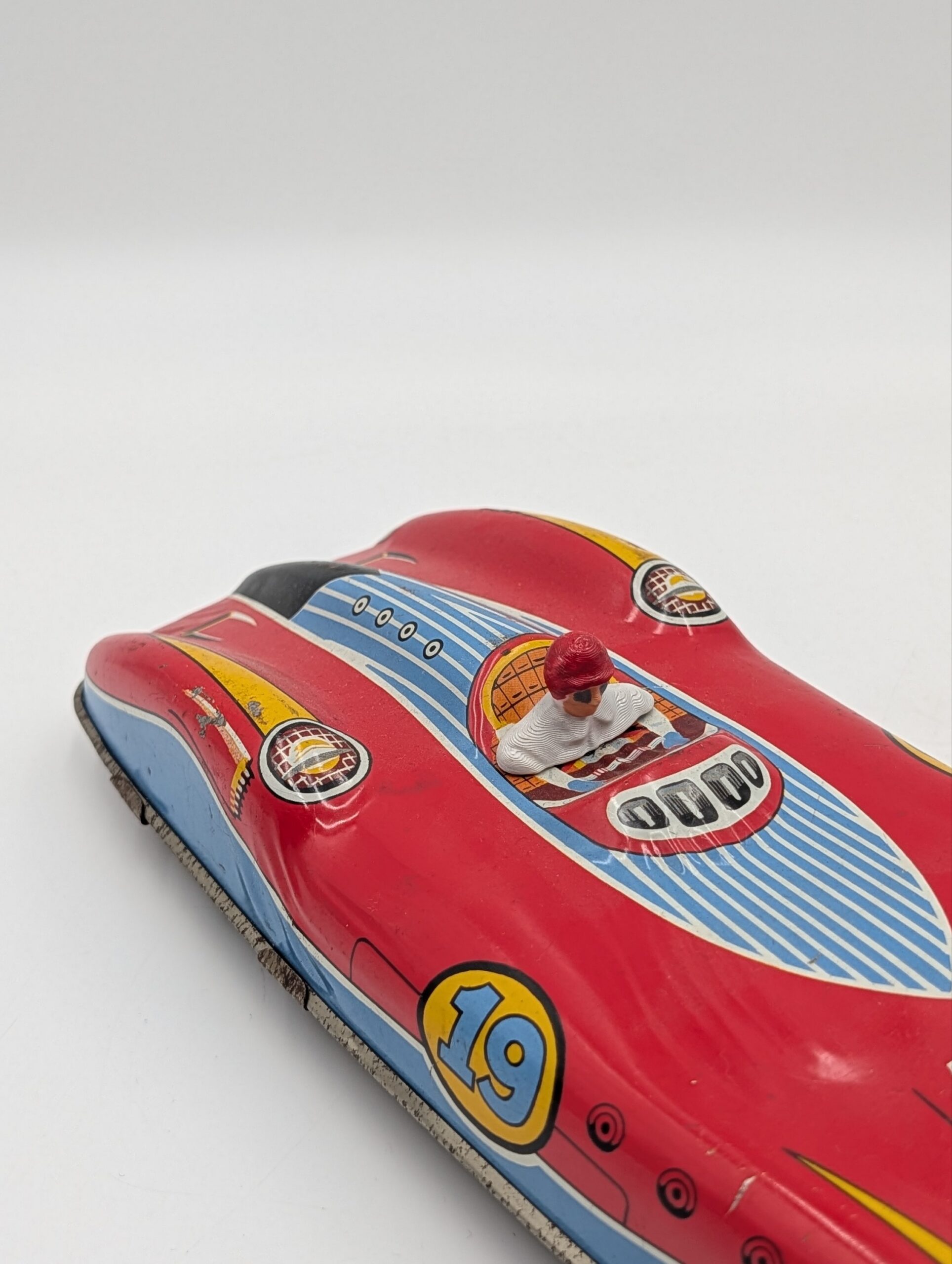 Vintage Tinplate No. 19 Ferrari Style Racing Car – Friction Toy - Image 4