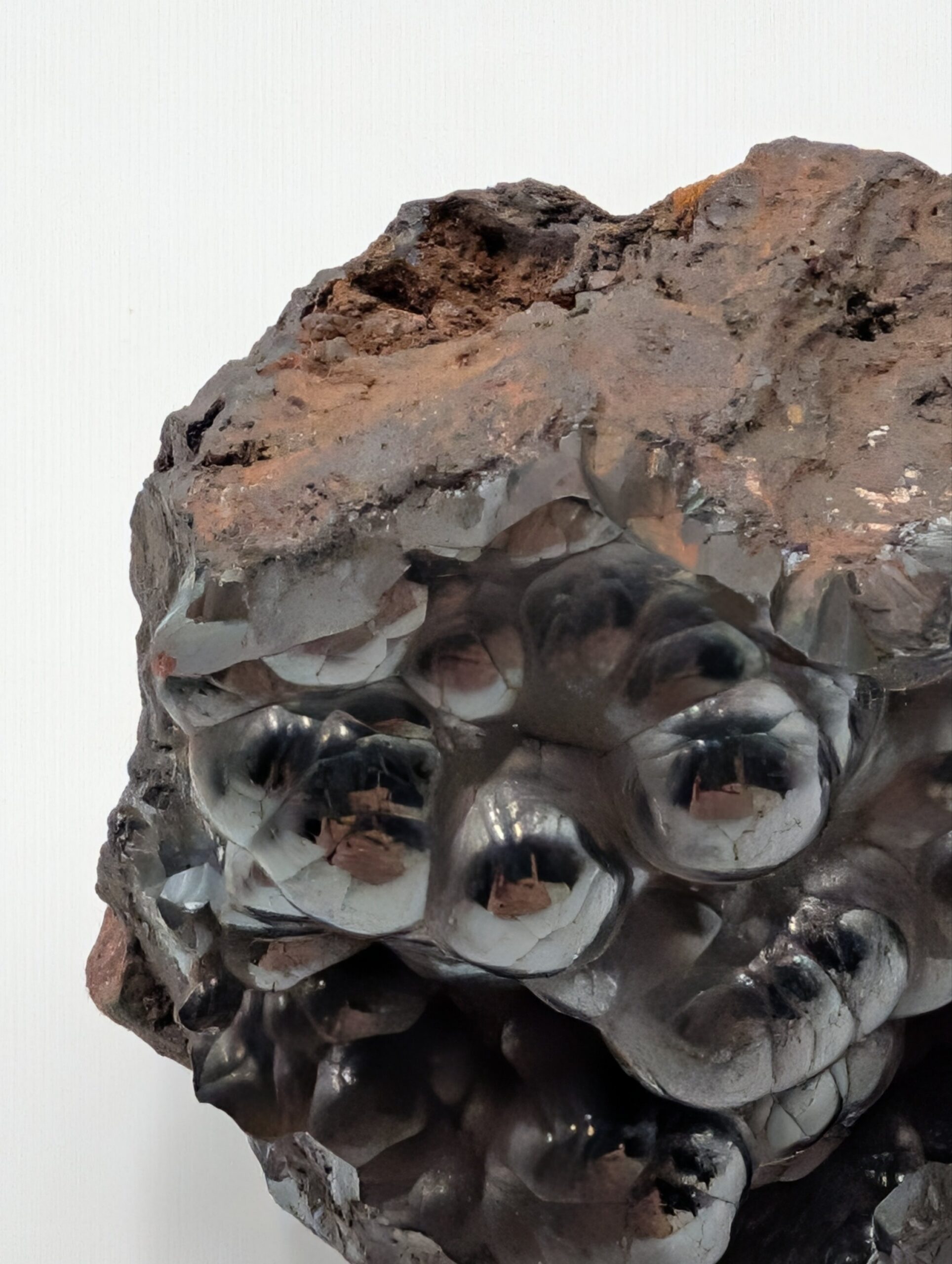 Large Kidney Ore Botryoidal Hematite Mineral Specimen – 1.16kg - Image 4