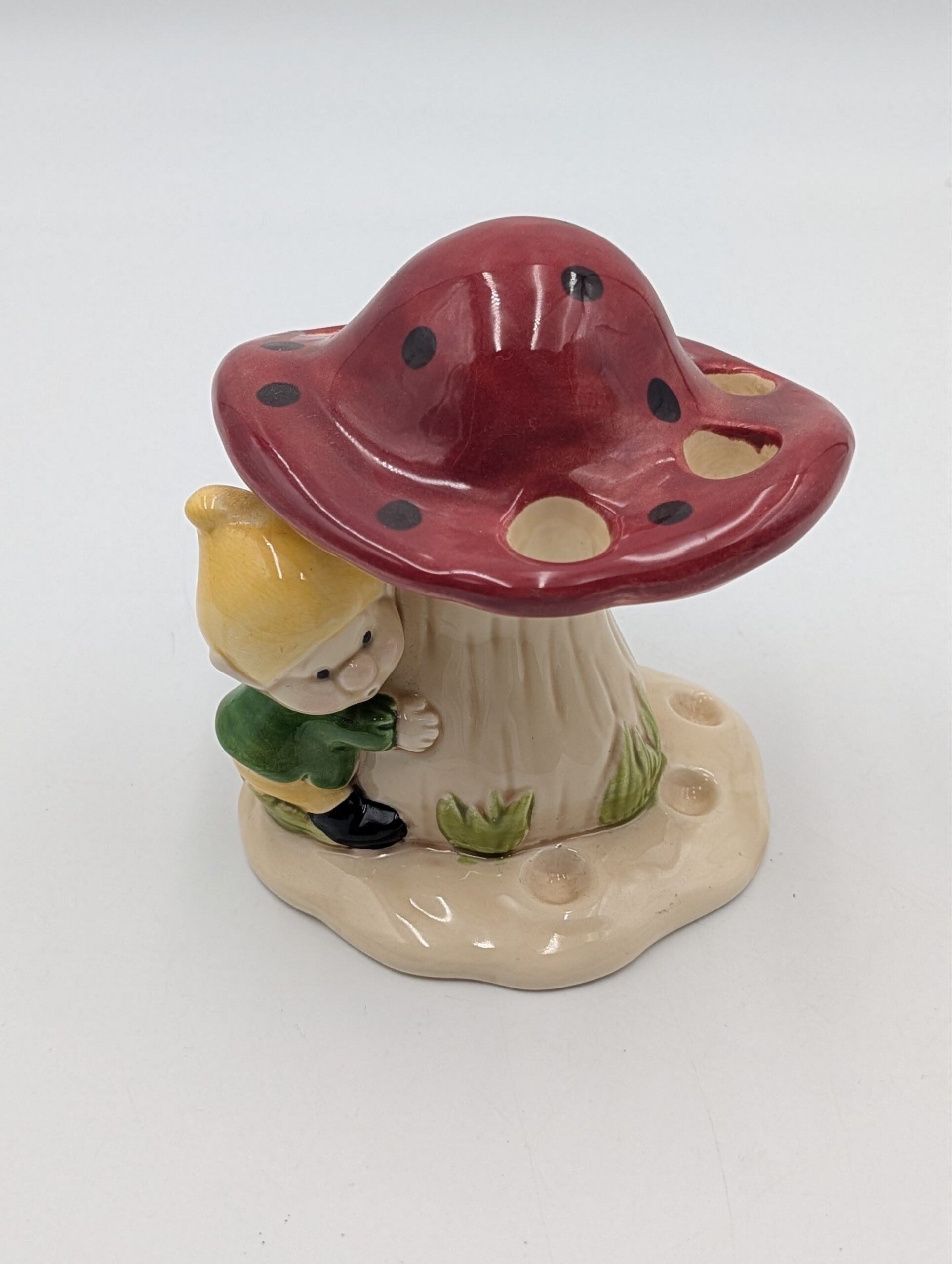 Vintage Kitsch Gnome & Toadstool Ceramic Flower Frog Vase - Image 4